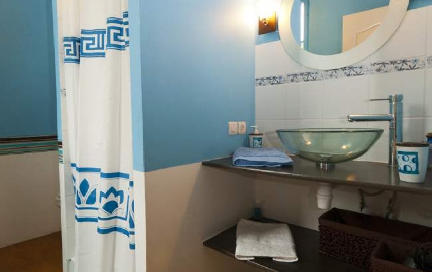 Location de vacances - Chambre d'hôtes à Saint-Yzans-de-Médoc - Chambre Bleuet