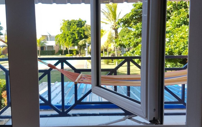 Location de vacances - Maison - Villa à Grand Baie - Fenêtre et vue depuis chambre 1