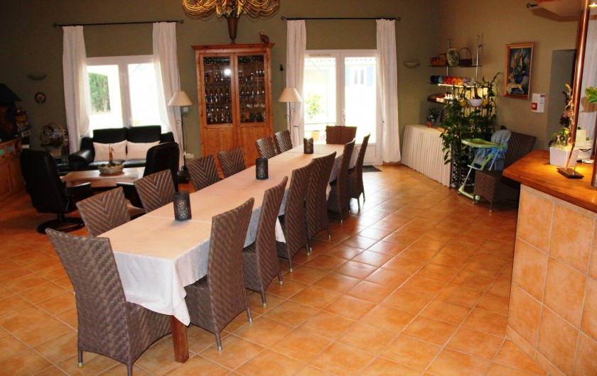 Location de vacances - Chambre d'hôtes à Vacquières - Salle à manger