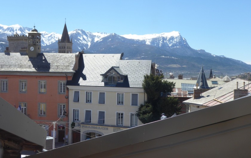 Location de vacances - Appartement à Embrun - Vue depuis le séjour