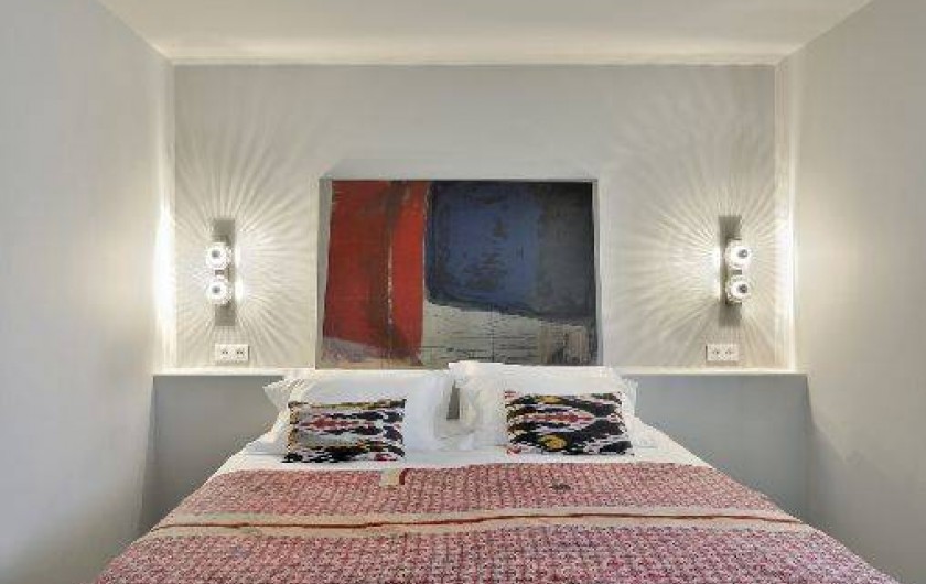 Location de vacances - Chalet à Saint-Martin-de-Belleville - Détail sur une chambre double.