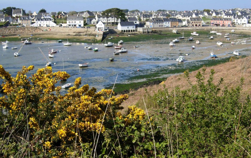 Location de vacances - Villa à Portsall - A 20mn par les plages : Port de Portsall, tous services.