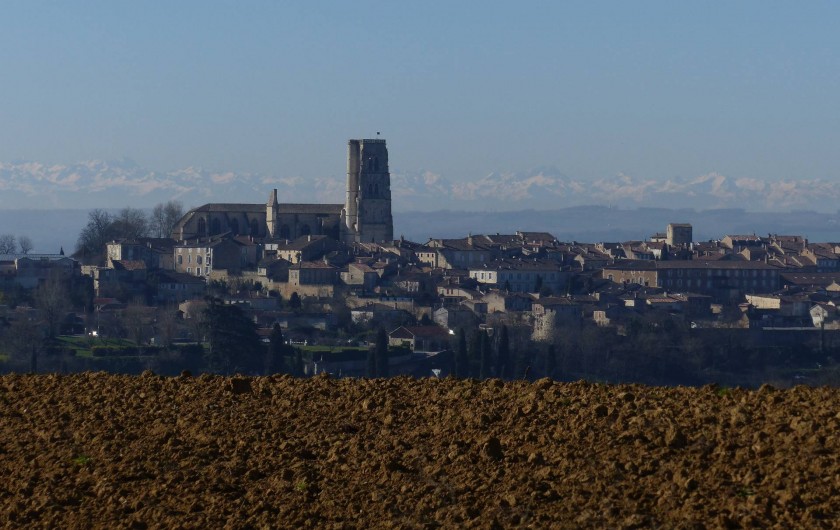 Location de vacances - Gîte à Lectoure - Lectoure et les Pyrénées en hiver