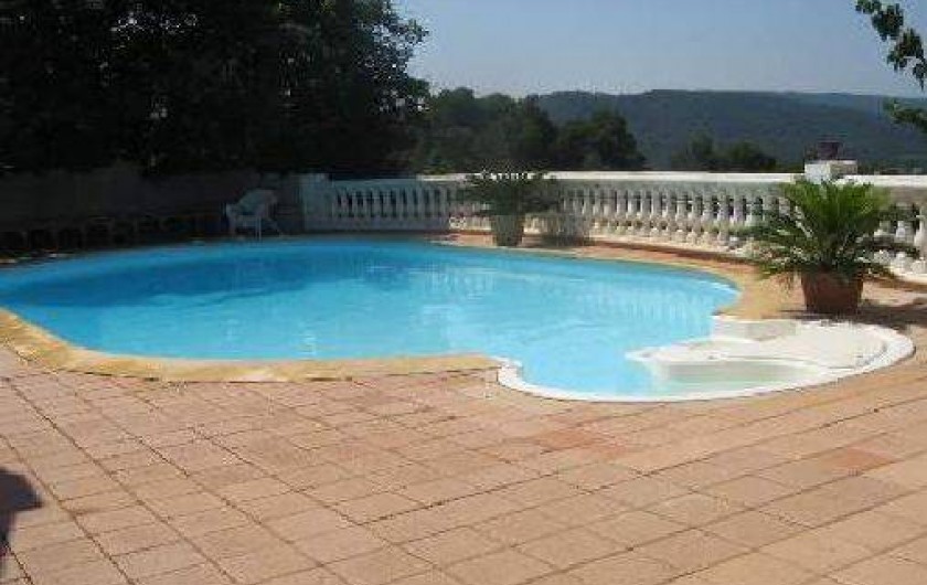 Location de vacances - Villa à Pierrefeu-du-Var - Piscine vue Est