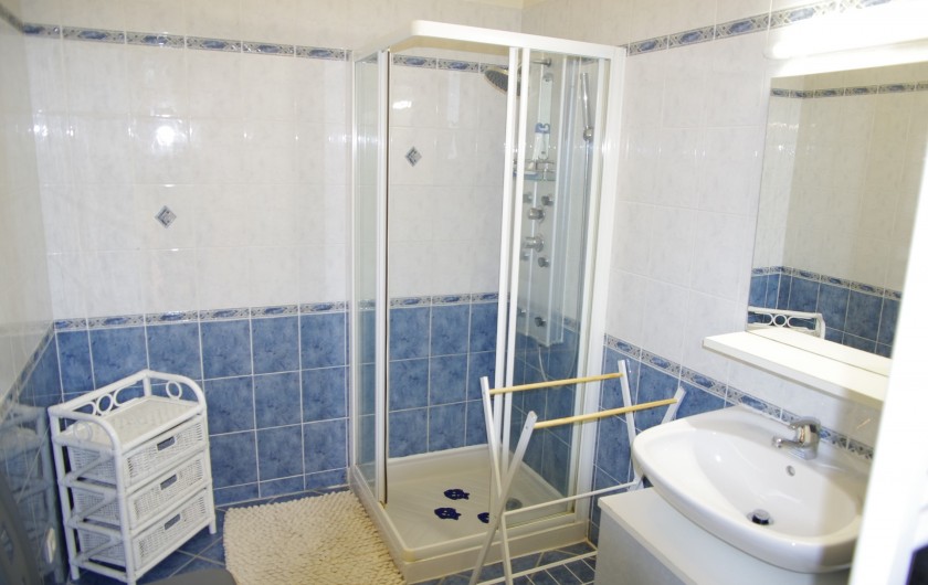 Location de vacances - Gîte à Faycelles - Salle d'eau