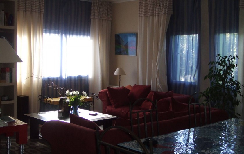 Location de vacances - Villa à Saint-Rémy-de-Provence - Vue depuis la salle à manger