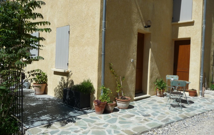 Location de vacances - Gîte à Aubres - Petite terrasse