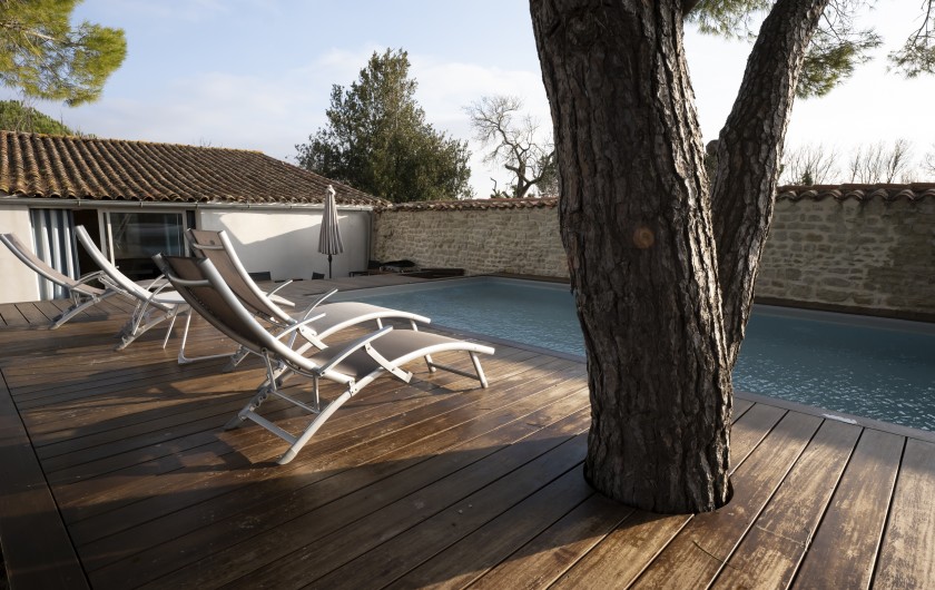 Location de vacances - Gîte à Marsilly - Gîte "Sous les pins" avec piscine privée chauffée