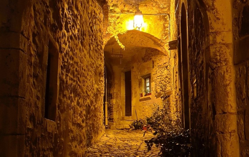 Location de vacances - Appartement à Saint-Montan - Calade bourg castral - Saint Montan