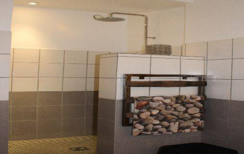 Location de vacances - Villa à Aubenas - Salle de Bain 1er étage