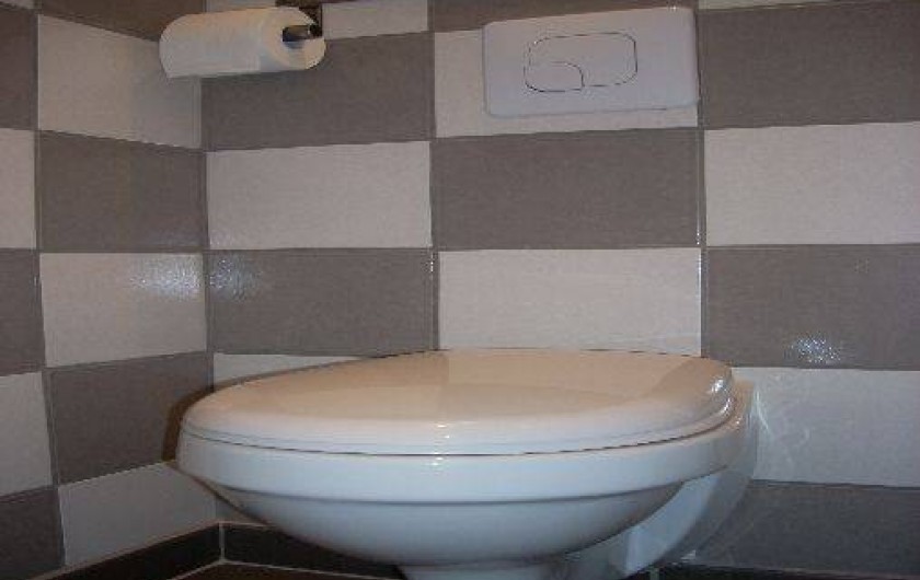 Location de vacances - Villa à Aubenas - w.c. 1er étage indépendant