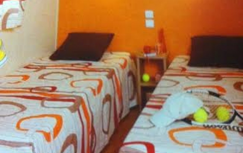 Location de vacances - Chalet à Parentis-en-Born - chambre 2