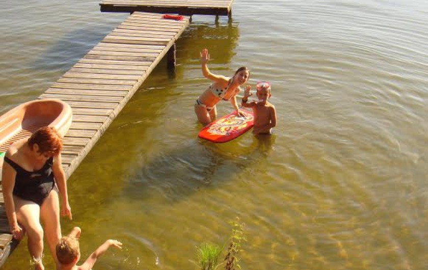 Location de vacances - Chalet à Parentis-en-Born - ponton