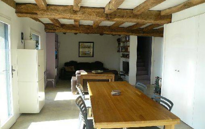 Location de vacances - Gîte à Lucq-de-Béarn - Rez de chaussée du gîte avec vue sur le salon
