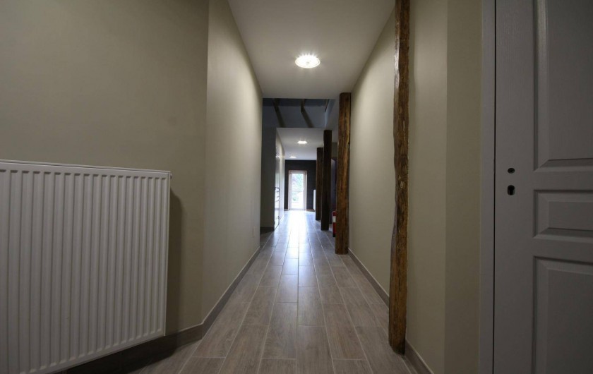 Location de vacances - Gîte à Châtillon-en-Bazois - Couloir accès étage