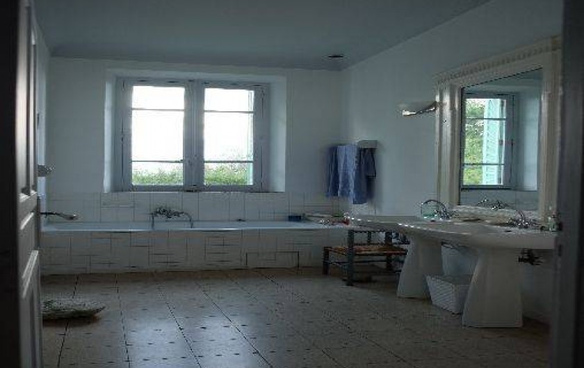 Location de vacances - Villa à Canari - salle de bains 1er étage
