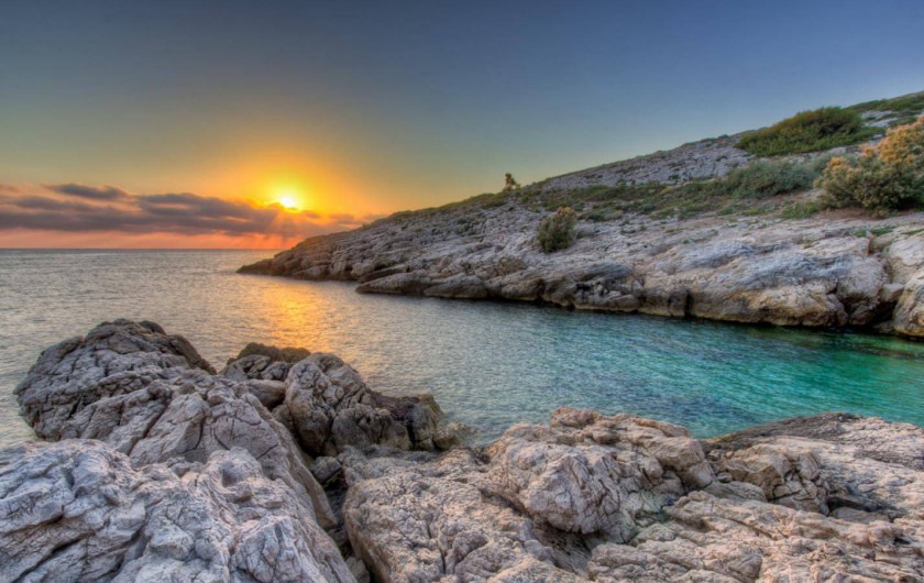 Location de vacances - Chambre d'hôtes à Marseille - la calanque de saména à 200 mètres des chambres d'hôtes