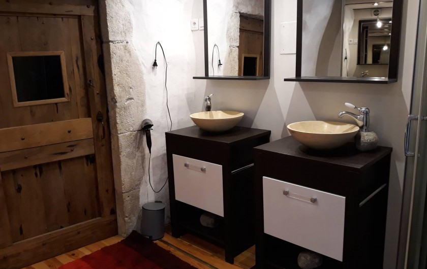 Location de vacances - Gîte à La Cresse - La  salle de bain