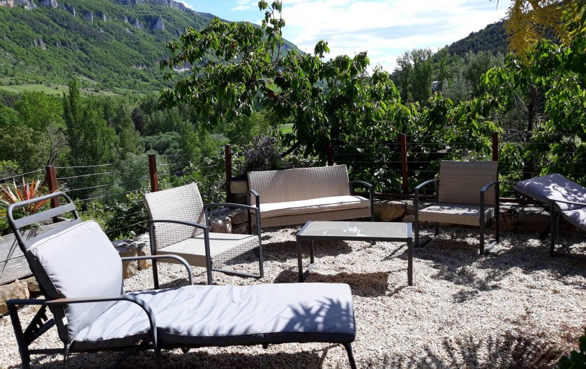 Location de vacances - Gîte à La Cresse - Le salon  de jardin