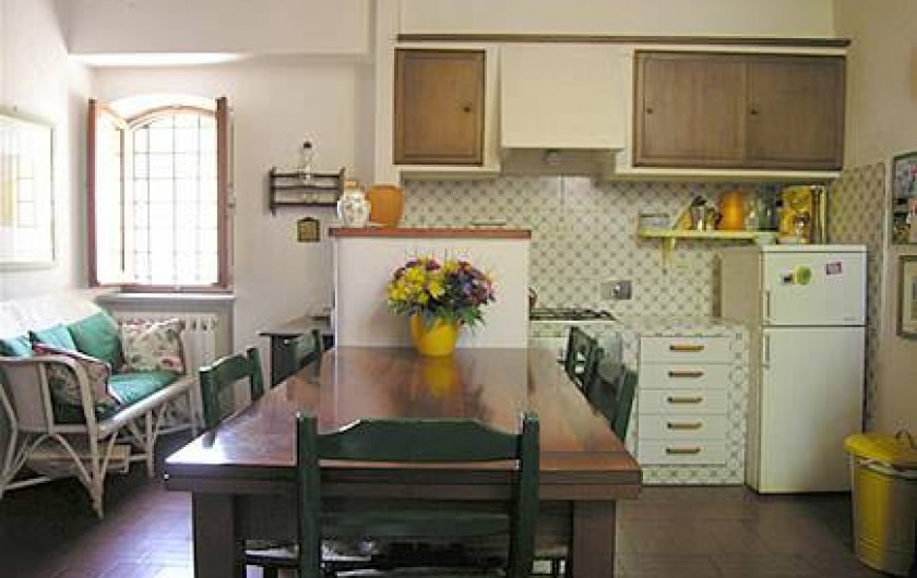 Location de vacances - Villa à La Spezia - Cuisine et salle a manger