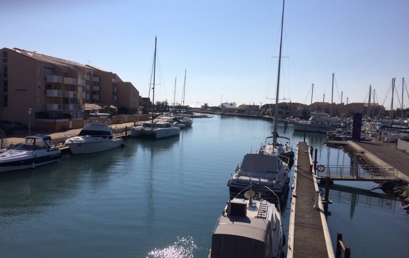 Location de vacances - Villa à Frontignan - Canal du Rhône et petit port qui ne manquent pas de charme