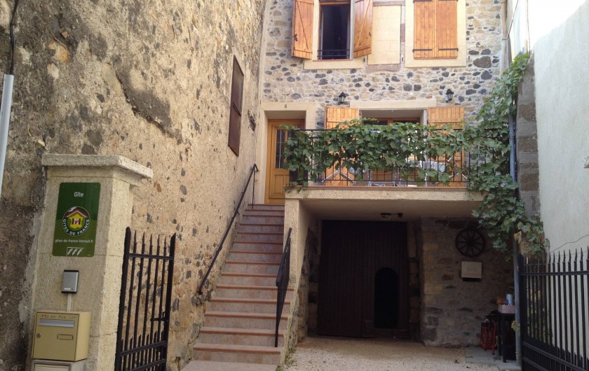 Location de vacances - Appartement à Fontès - Vue de la rue