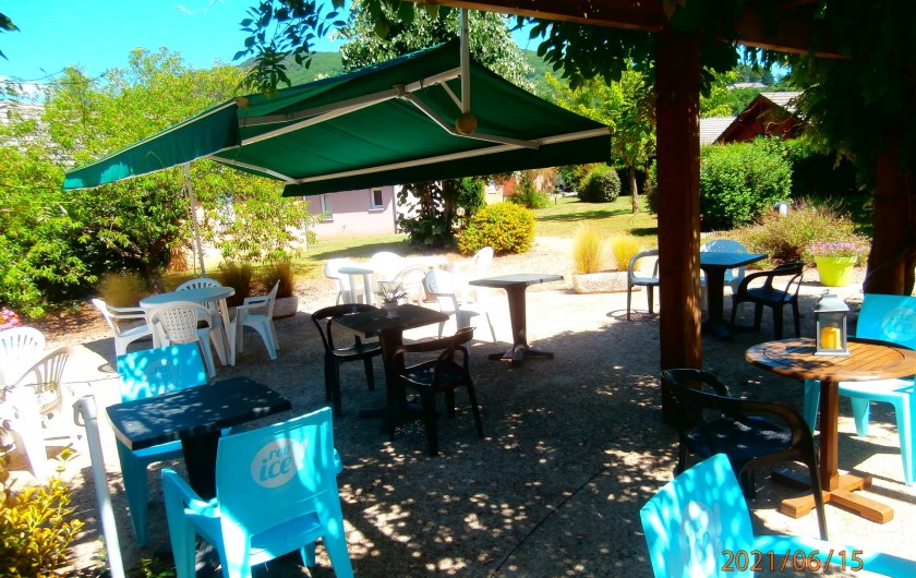 Location de vacances - Chalet à Saint-Geniez-d'Olt - Terrasse de l'accueil