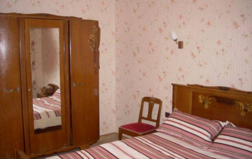 Location de vacances - Villa à Saint-Cyprien Plage - Chambre 3
1 lit en 140