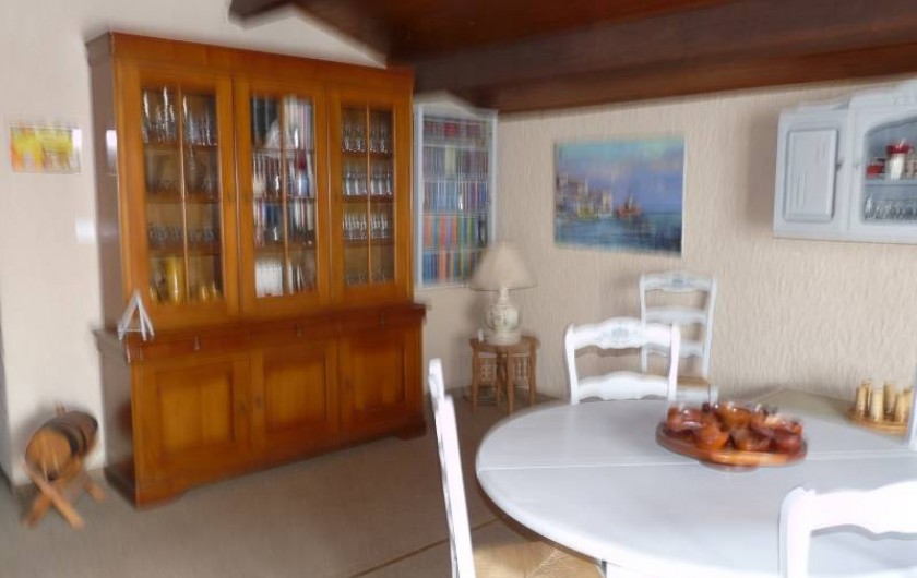 Location de vacances - Villa à Cabriès - Salle à manger côté buffet