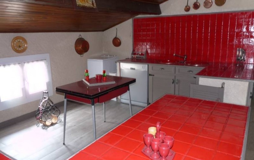 Location de vacances - Villa à Cabriès - Cuisine côté évier