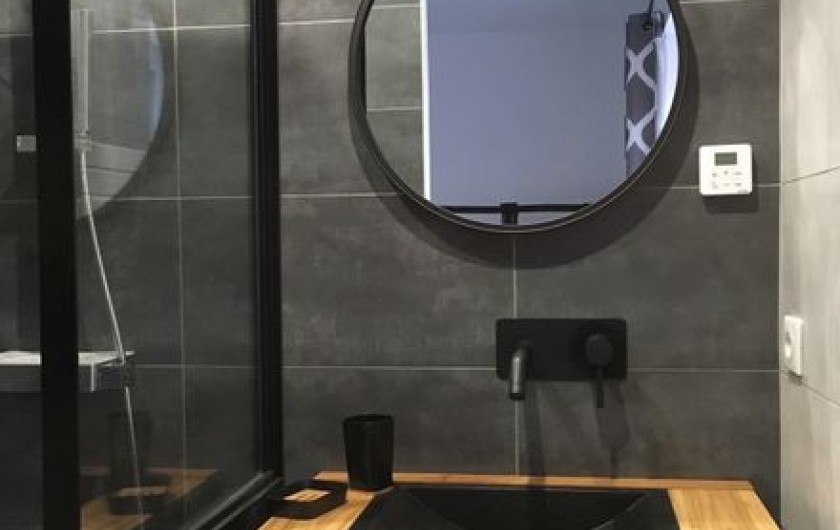 Location de vacances - Gîte à Raon-lès-Leau - Salle d'eau Chambre 1