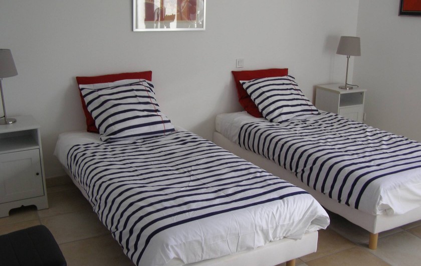 Location de vacances - Villa à Argilliers - chambre 2