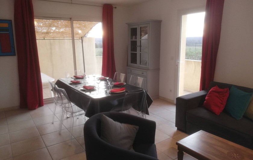 Location de vacances - Villa à Argilliers - séjour