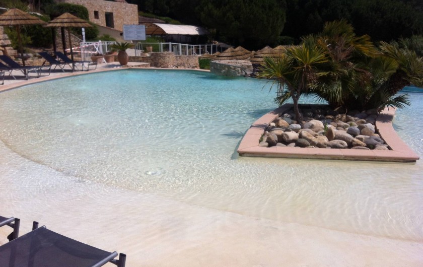 Location de vacances - Appartement à Saint-Cyr-sur-Mer - La piscine des petits