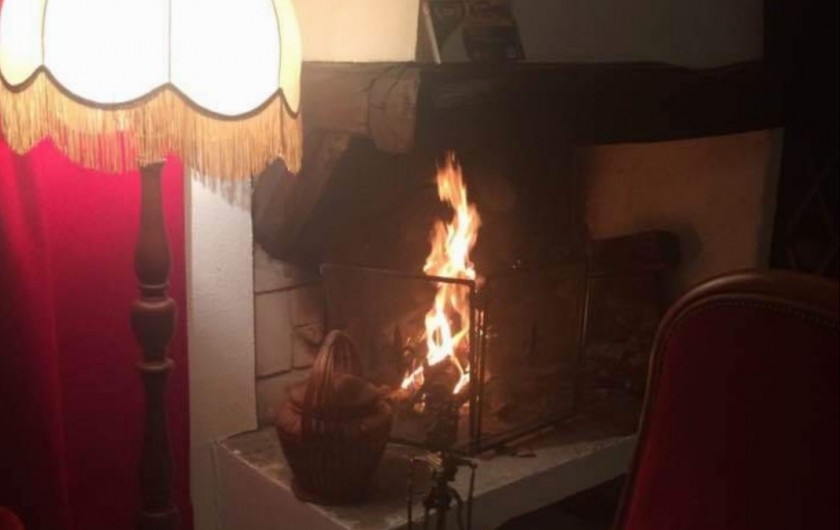 Location de vacances - Appartement à Sengouagnet - Cheminée pour les soirée au coin du feu