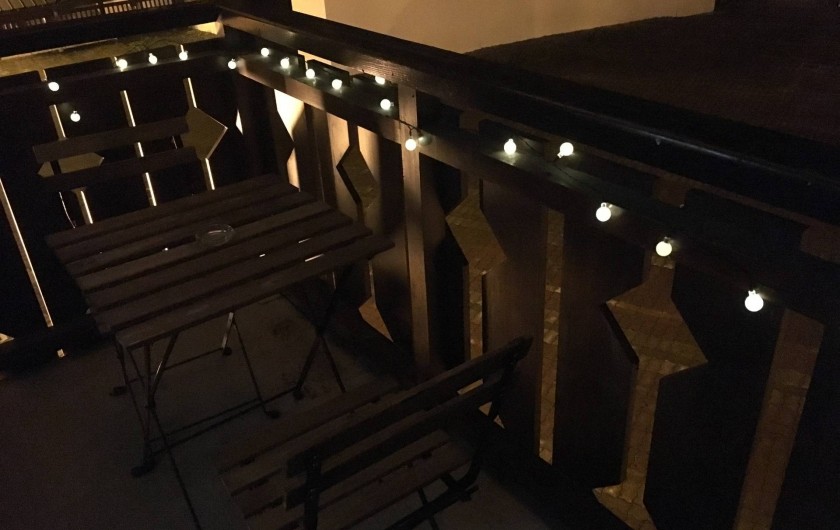 Location de vacances - Studio à Les Carroz d'Arâches - Balcon hiver