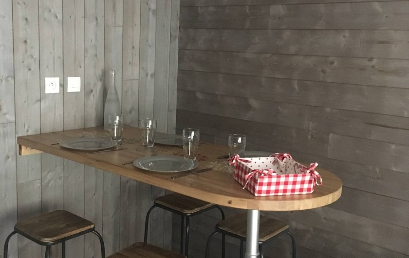 Location de vacances - Studio à Les Carroz d'Arâches - Coin repas