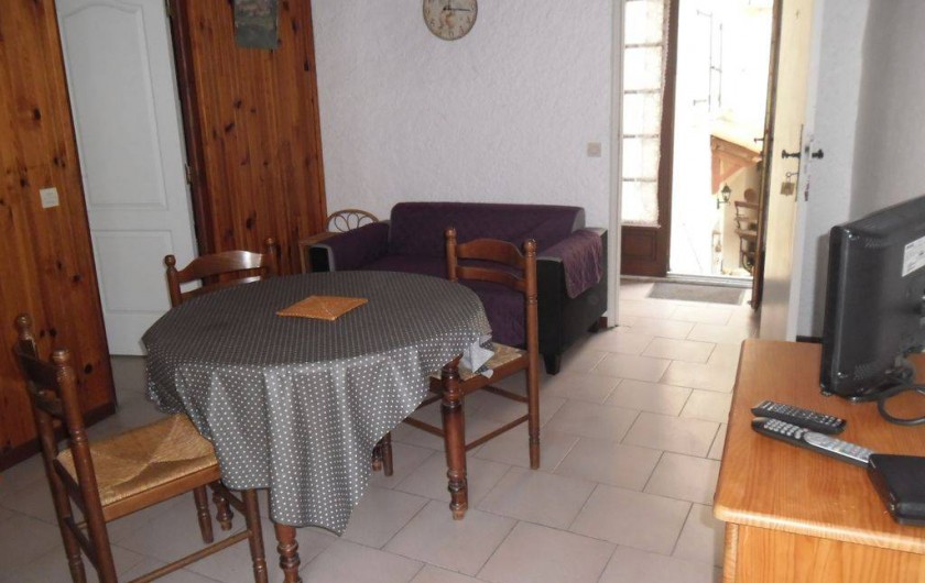 Location de vacances - Appartement à Autignac - Salle du gîte 5 pour 2 personnes