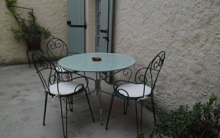 Location de vacances - Appartement à Autignac - Terrasse pour gîtes 5 et 7, et chambres d'hôtes 4 et 6