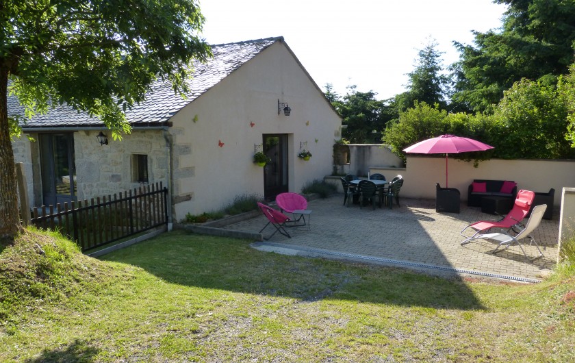 Location de vacances - Gîte à Saint-Chély-d'Apcher - Extérieur