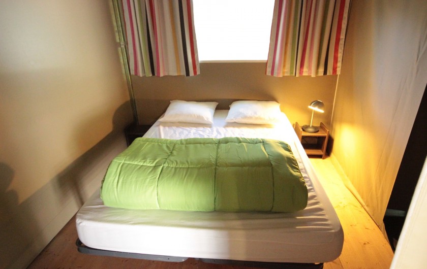 Location de vacances - Bungalow - Mobilhome à La Garette - Bungalow toilé 40m2 4 personnes (chambre 1 lit double)