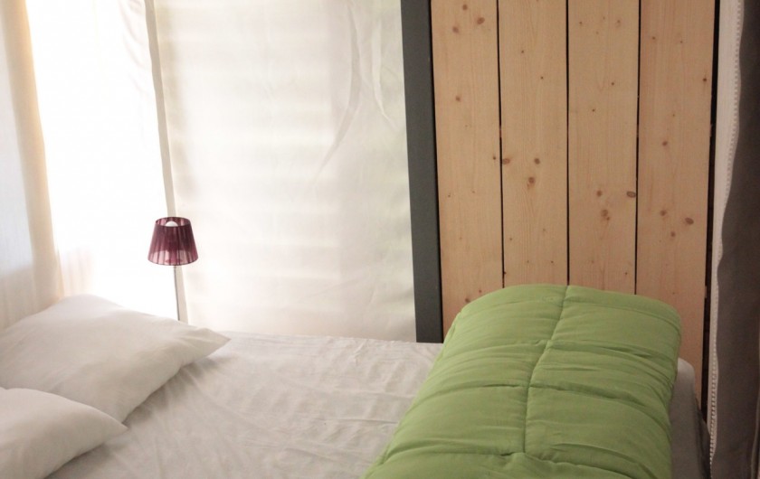 Location de vacances - Bungalow - Mobilhome à La Garette - Chalet toilé 60m2 6/8 personnes (chambre 1 lit double)