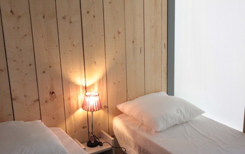 Location de vacances - Bungalow - Mobilhome à La Garette - Chalet toilé 60m2 6/8 personnes (chambre 2 lits simples)