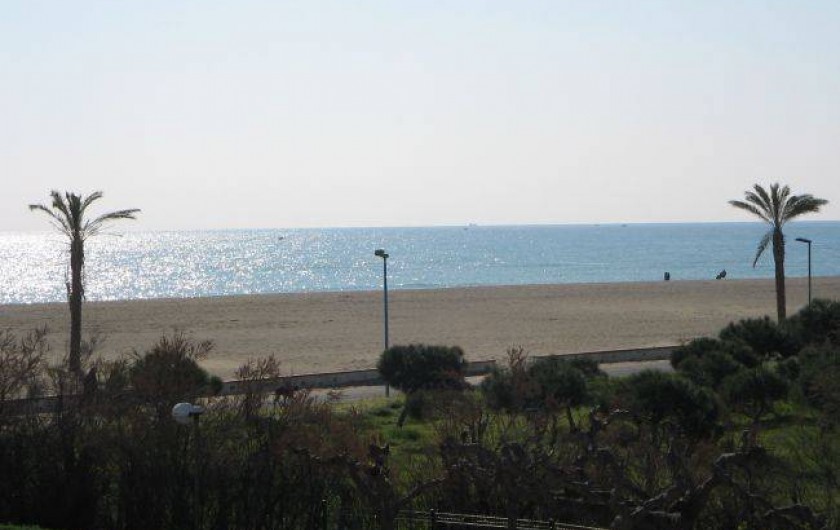 Location de vacances - Appartement à Saint-Cyprien Plage - La vue depuis l'appartement