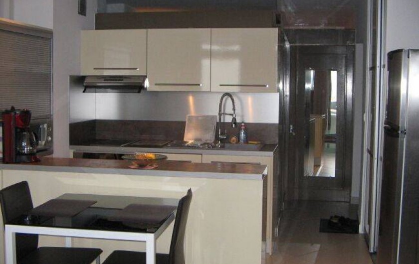 Location de vacances - Appartement à Saint-Cyprien Plage - Cuisine équipée ouverte