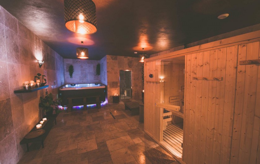 Location de vacances - Mas à Visan - Espace détente avec spa, sauna et hammam