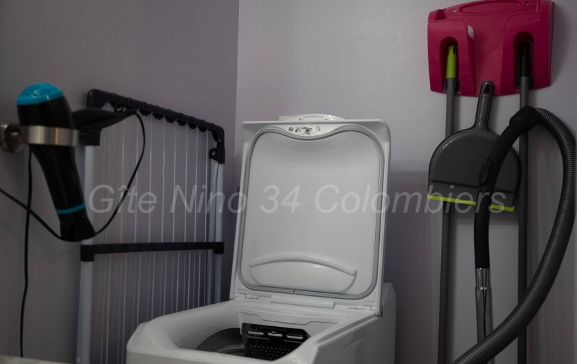 Location de vacances - Appartement à Colombiers - Vue sur coin salon