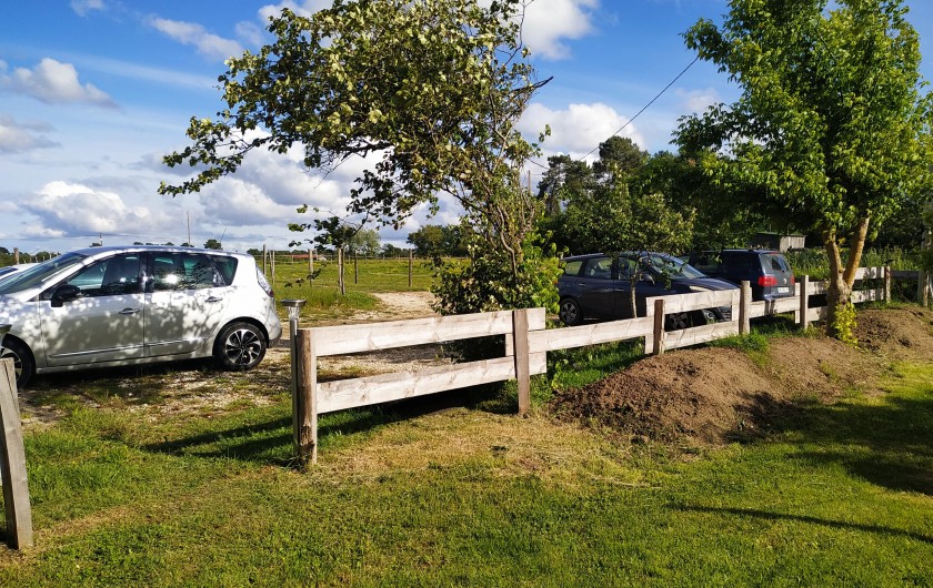 Location de vacances - Gîte à Birac - PARKING