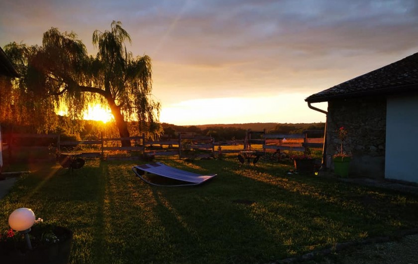 Location de vacances - Gîte à Birac - JARDIN DES CHAMBRES