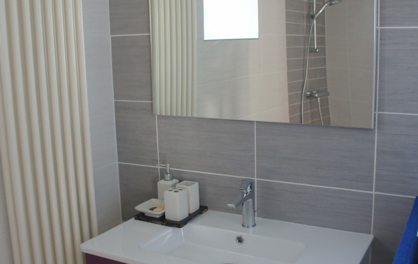 Location de vacances - Gîte à Saint-Gouéno - Douche rez-de'chaussée Shower downstairs